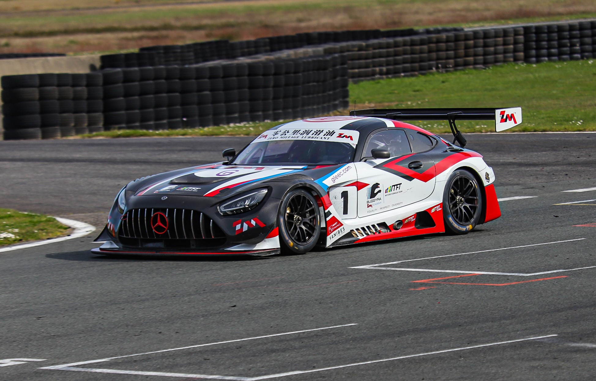 Trackside, GT paddock